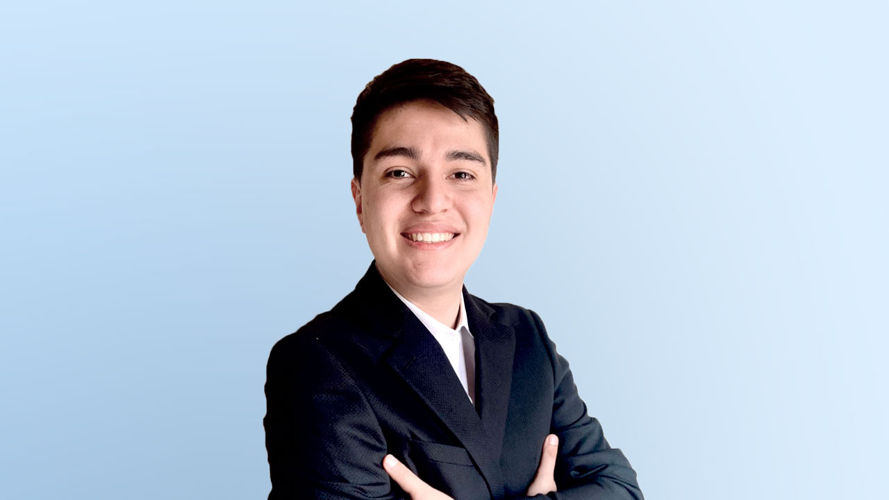 Nicolás Cácerres, ingeniero de sistemas y computación Summa Cum Laude, Universidad de los Andes.