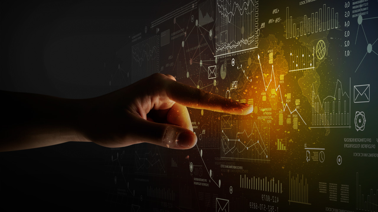 Programa Especializado en Ciencia de Datos, Uniandes y Coursera.